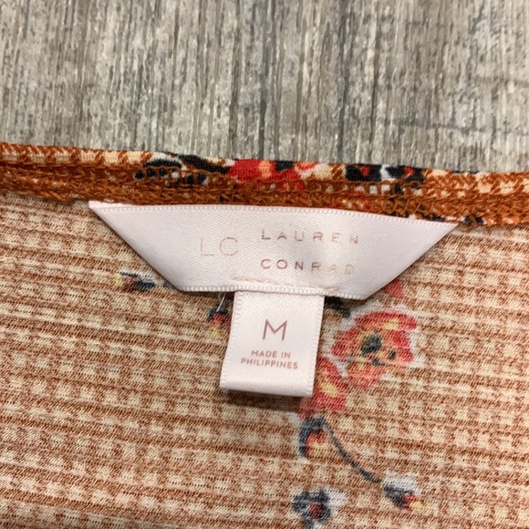 Lauren Conrad Medium Ginger Snap Print Cold Shoulder Blouse - Picture 3 of 10